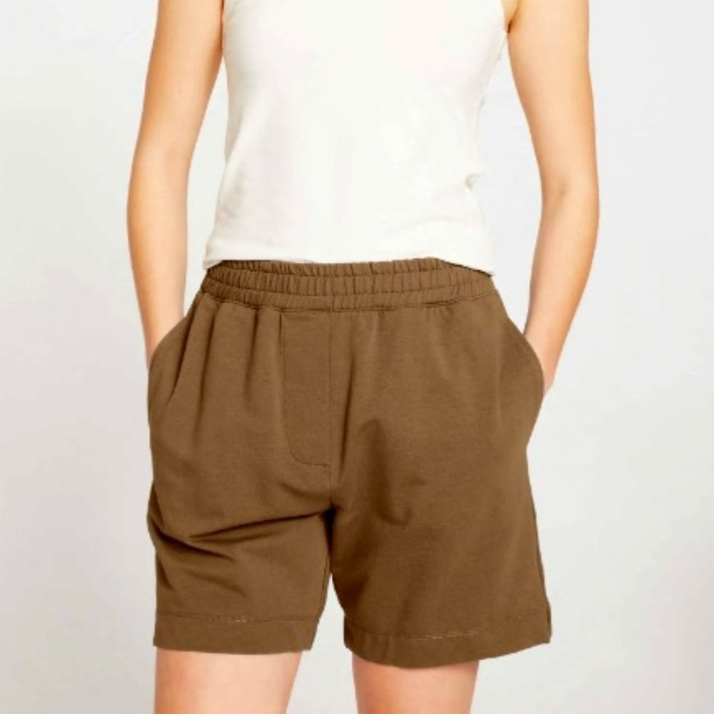 Universal Standard Terry Sweatshorts in Crocodile, size S / 14-16